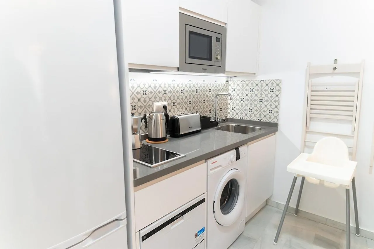 Downtown Apartment 3 Bedrooms 2 Bathrooms Wifi Seville