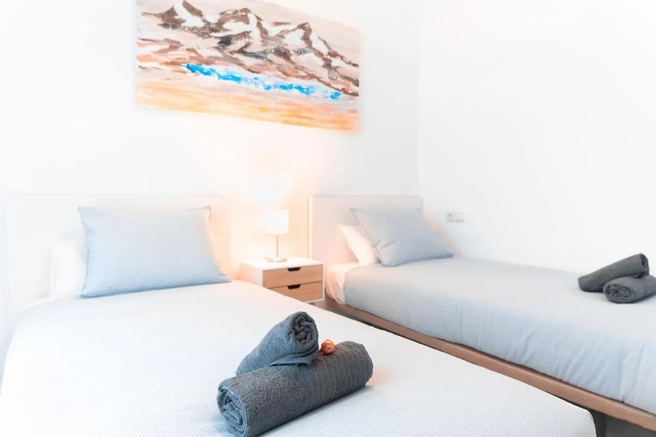 Downtown Apartment 3 Bedrooms 2 Bathrooms Wifi Seville 0*,  Spain